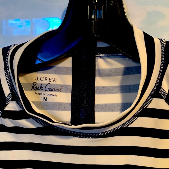 Rash Guard - Picture 5 of 5